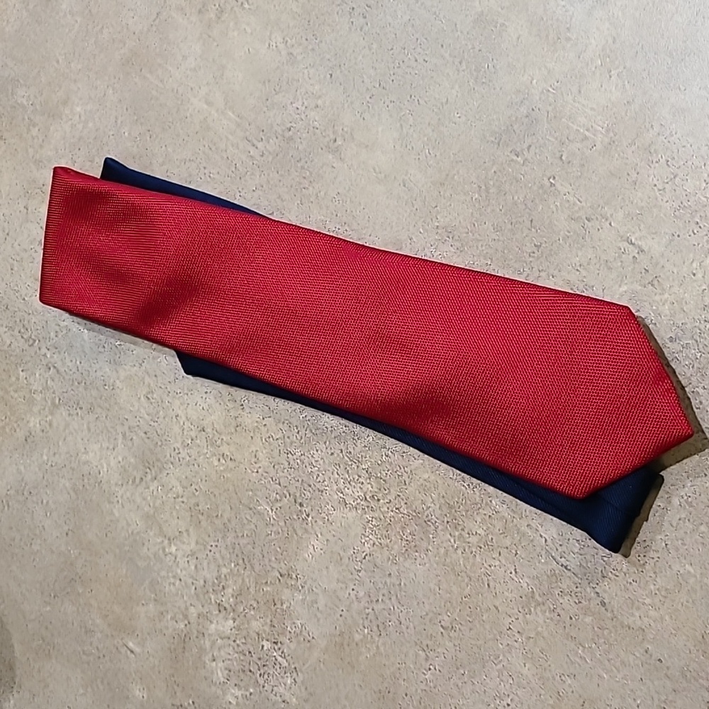 Red Tommy Hilfiger tie